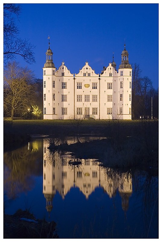 Schloss-Ahrensburg.jpg